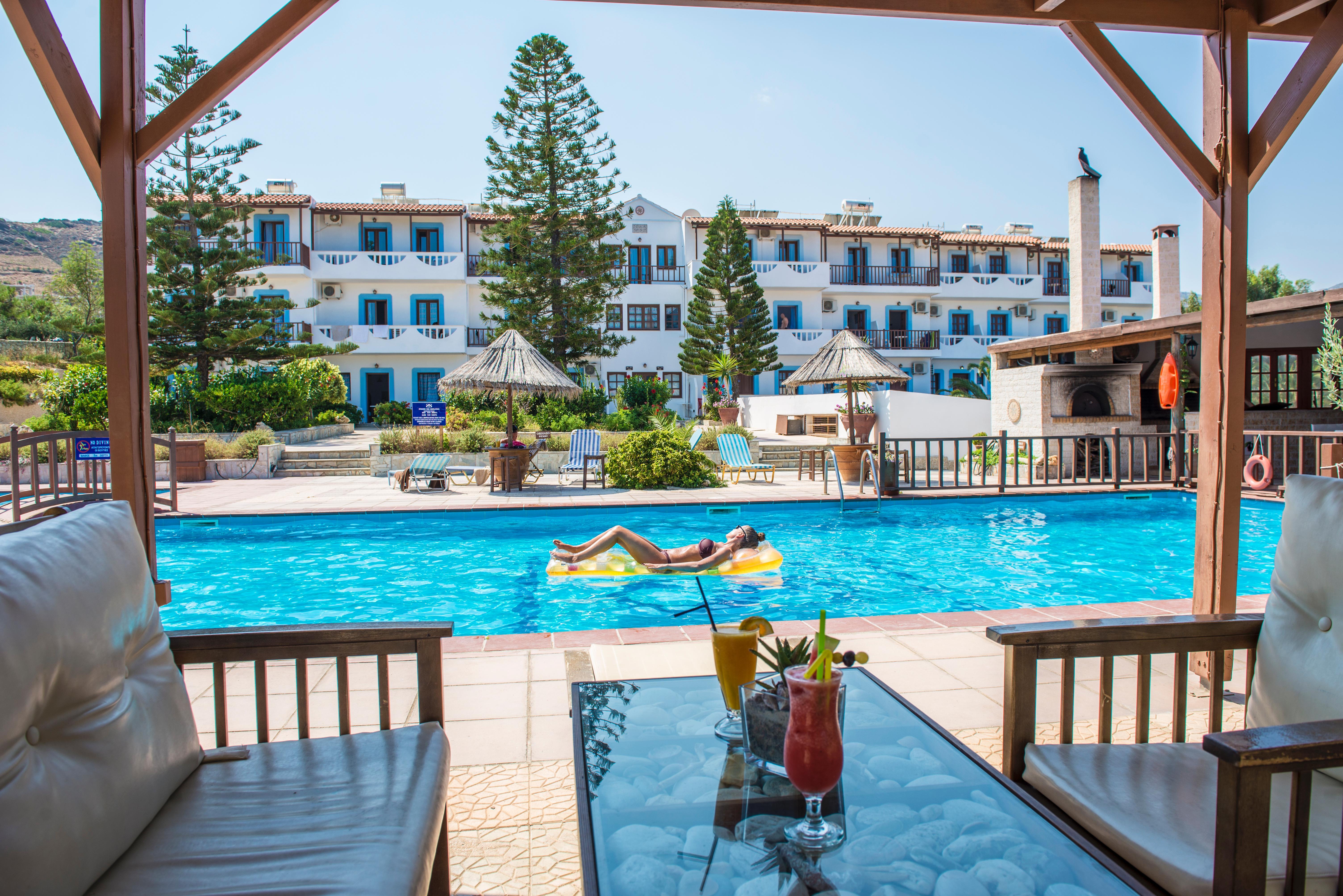 Spiros-Soula Family Hotel & Apartments Agia Pelagia  Buitenkant foto
